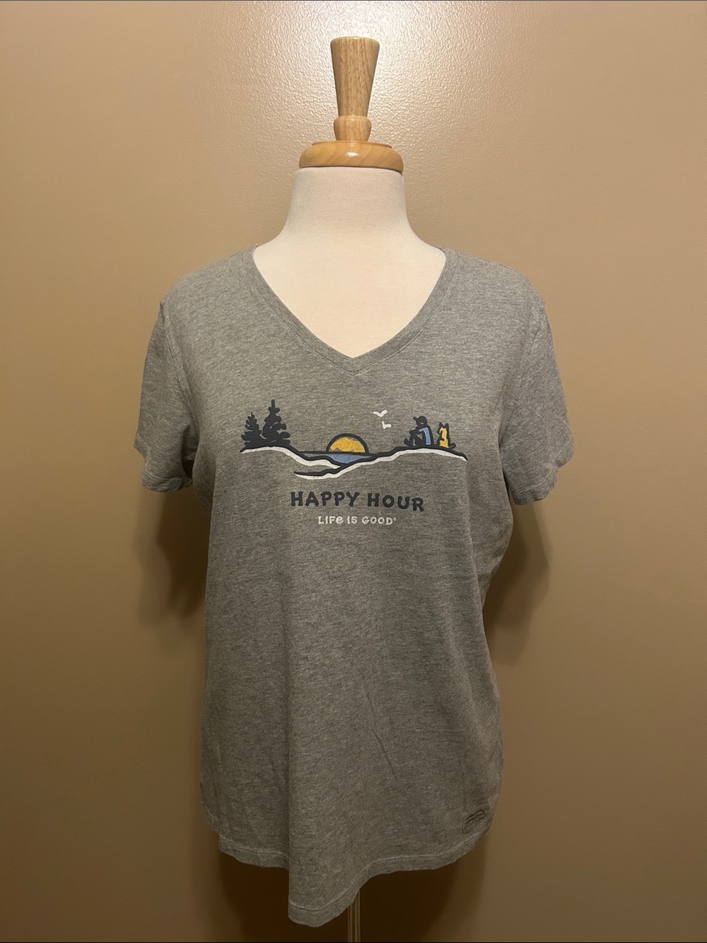 Life Is Good Gray V-Neck 'Happy Hour' Tee with Sunset Graphic